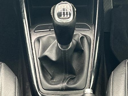 2020-Kia-Rio-14-Tec-5-dr_10