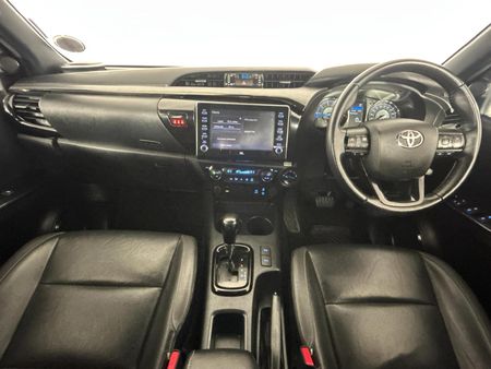 2023-Toyota-Hilux-28-GD-6-Raised-Body-Legend-4x4-Auto-Double-Cab_1