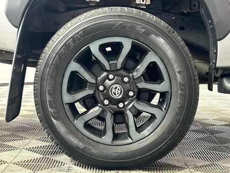 2023-Toyota-Hilux-28-GD-6-Raised-Body-Legend-4x4-Auto-Double-Cab_20
