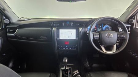 2023-Toyota-Fortuner-Toyota-Fortuner-28-GD6-RB-VX-AT_11