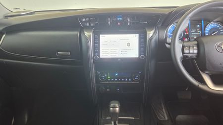 2023-Toyota-Fortuner-Toyota-Fortuner-28-GD6-RB-VX-AT_14