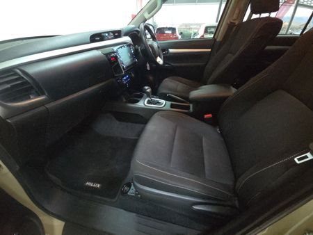 2022-Toyota-Hilux-Hilux-Double-Cab-28GD6-RB-RAI-AT_18