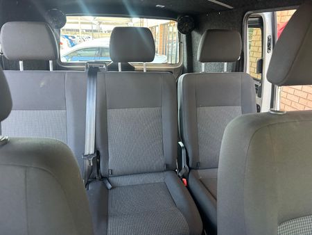 2022-Volkswagen-Transporter-T61-Crew-Bus-20-BiTDI-SWB-146kW-4Motion-Auto-5_21