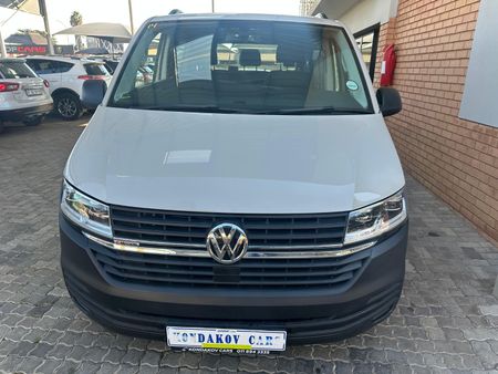 2022-Volkswagen-Transporter-T61-Crew-Bus-20-BiTDI-SWB-146kW-4Motion-Auto-5_4