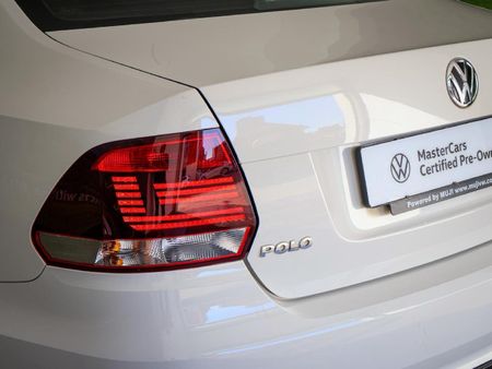 2020-Volkswagen-Polo-GP-14-Trendline_3