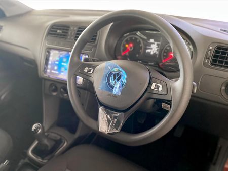 2026-Volkswagen-Polo-Vivo-14-Life_13