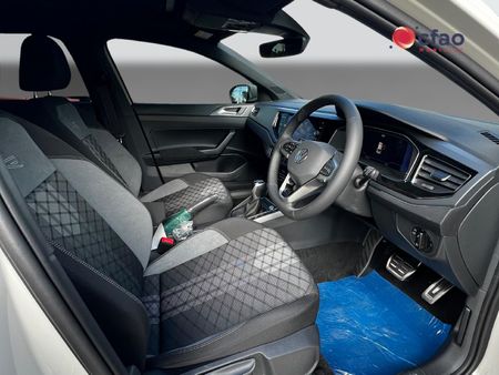 2026-Volkswagen-Taigo-10-TSI-R-Line-Auto_11