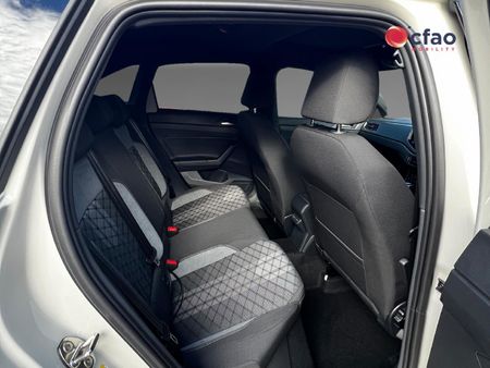 2026-Volkswagen-Taigo-10-TSI-R-Line-Auto_15