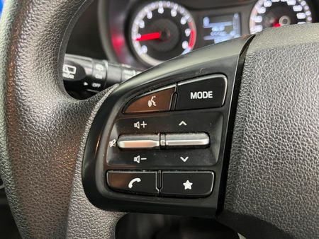 2024-Hyundai-Grand-i10-10-Motion_16