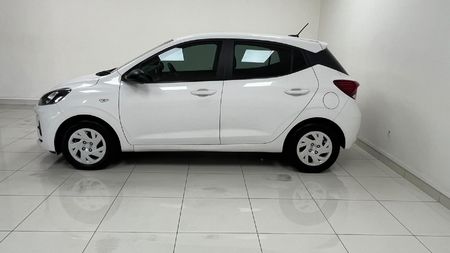 2024-Hyundai-Grand-i10-10-Motion_3