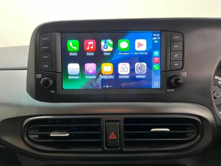 2024-Hyundai-Grand-i10-10-Motion_18