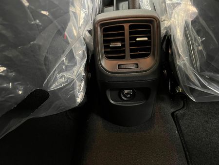 2026-Hyundai-Grand-i10-10-Motion_10