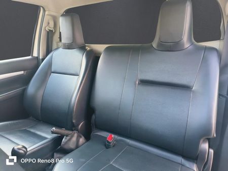 2023-Toyota-Hilux-24-GD-Single-Cab_10