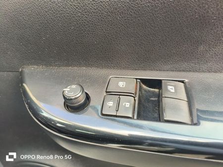 2023-Toyota-Hilux-24-GD-Single-Cab_16
