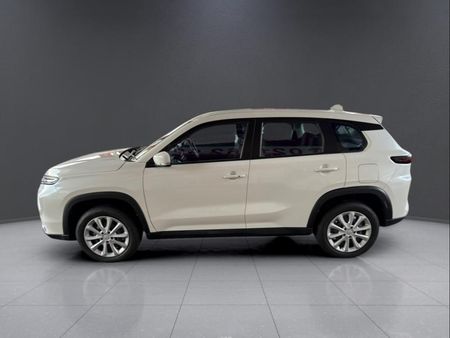 2025-Toyota-Urban-Cruiser-15-XS_3