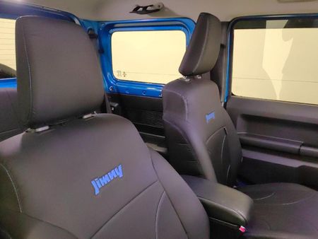 2020-Suzuki-Jimny-15-GLX-Auto_11