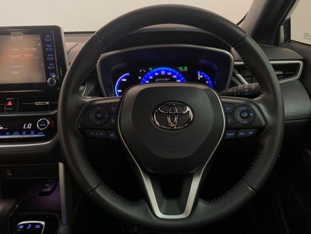 2024-Toyota-Corolla-Cross-18-XR-Hybrid_9