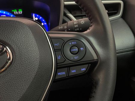 2024-Toyota-Corolla-Cross-18-XR-Hybrid_13