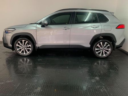 2024-Toyota-Corolla-Cross-18-XR-Hybrid_3