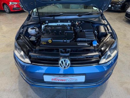 2016-Volkswagen-Golf-VII-20-TDI-Highline-Auto_12
