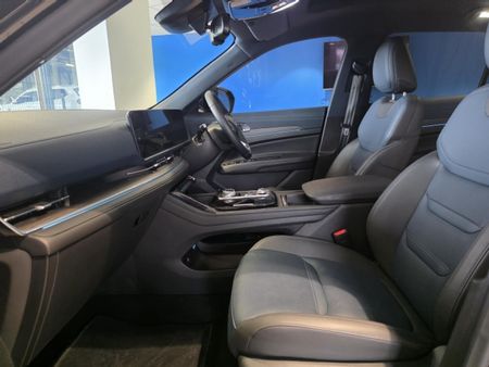 2024-Ford-Territory-18T-Titanium_9