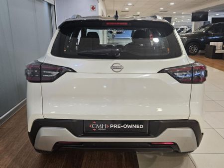 2025-Nissan-Magnite-10-Acenta_5