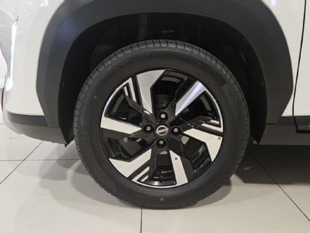 2025-Nissan-Magnite-10-Acenta_7