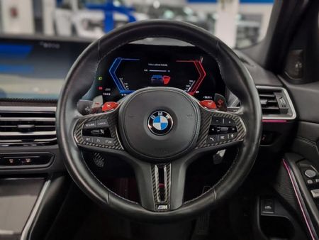 2022-BMW-M3-Competition-AWD_16
