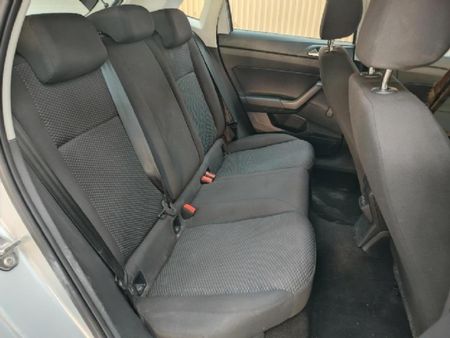2018-Volkswagen-Polo-10-TSI-Trendline_9