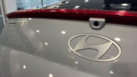 2025-Hyundai-Grand-i10-10-Motion_1