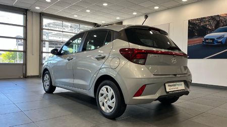 2025-Hyundai-Grand-i10-10-Motion_20