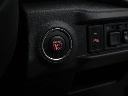 2022-Toyota-Urban-Cruiser-15-Xs_23