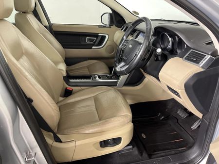 2018-Land-Rover-Discovery-Sport-20i4-D-HSE_9