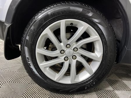 2018-Land-Rover-Discovery-Sport-20i4-D-HSE_7