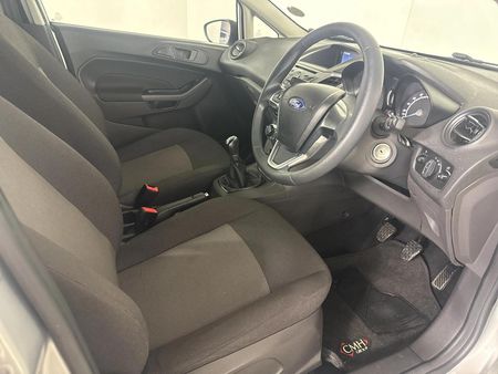 2017-Ford-Fiesta-14-Ambiente-5-dr_9