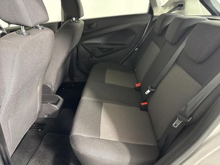 2017-Ford-Fiesta-14-Ambiente-5-dr_3