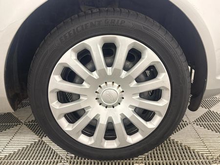 2017-Ford-Fiesta-14-Ambiente-5-dr_5