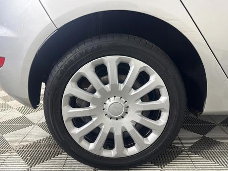 2017-Ford-Fiesta-14-Ambiente-5-dr_7