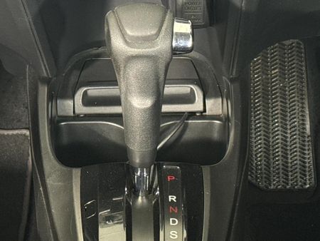 2013-Honda-Ballade-15-Elegance-Auto_10