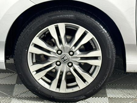 2013-Honda-Ballade-15-Elegance-Auto_4