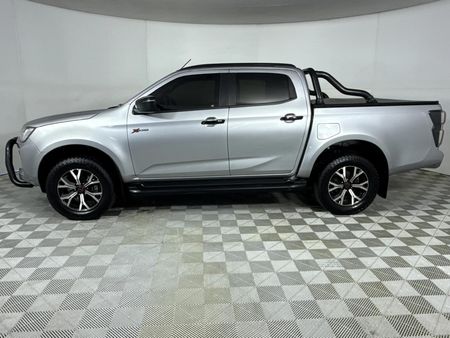 2026-Isuzu-D-Max-19-DDI-HR-X-Rider-Auto-Double-Cab_17