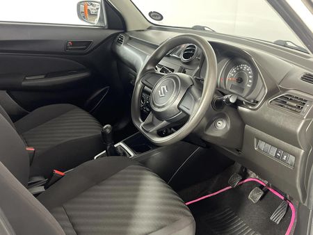 2022-Suzuki-Swift-12-GA_9