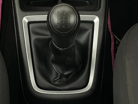 2022-Suzuki-Swift-12-GA_10