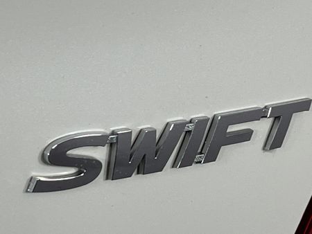 2022-Suzuki-Swift-12-GA_11