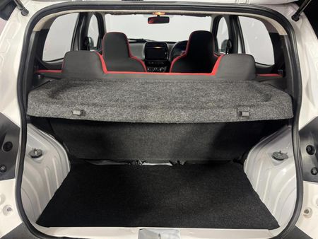 2022-Renault-Kwid-10-Expression-Auto_13