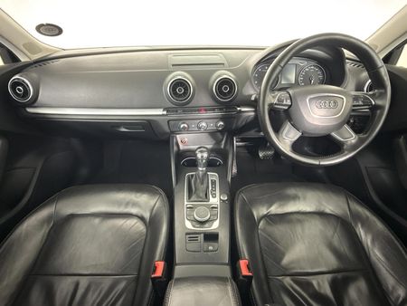 2014-Audi-A3-Sportback-14-TFSI-Auto_1