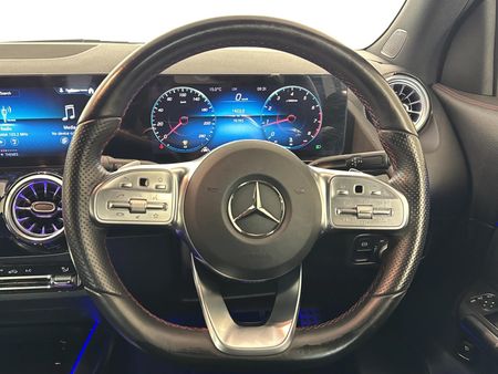 2022-Mercedes-Benz-GLA-200-Progressive-Auto_12