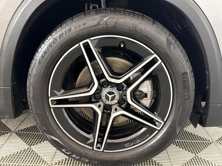 2022-Mercedes-Benz-GLA-200-Progressive-Auto_5