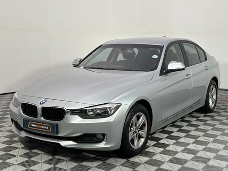 2013-BMW-3-Series-320i-Auto_0