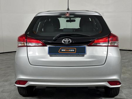 2018-Toyota-Yaris-15-XI-5-dr_13